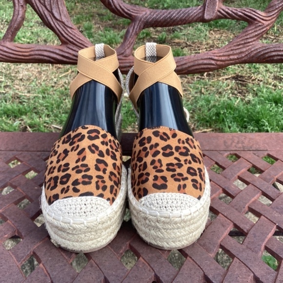 💋NWT BTQ Forever Platform Jute Vegan Suede Leopard Print Ankle Strap Sandal - Picture 5 of 10